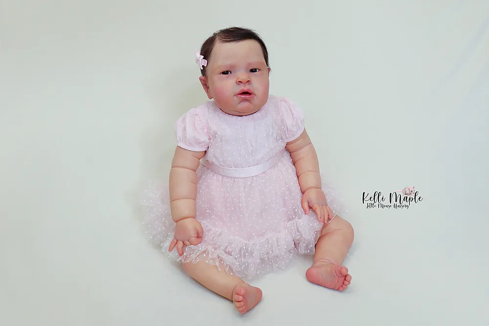 Handmade brown glass eyes close up reborn doll Asia