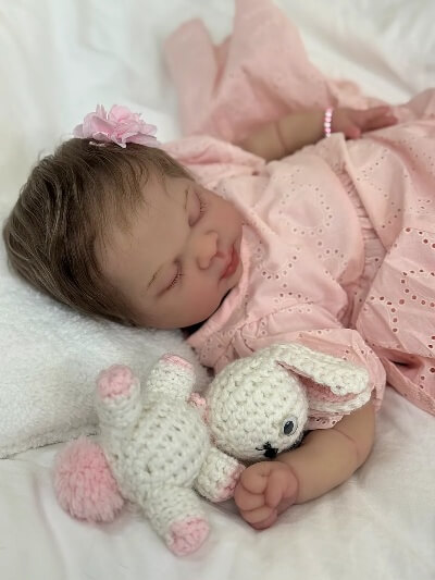 Luna — 18" Full Body Silicone Reborn Baby Girl - Alternate View